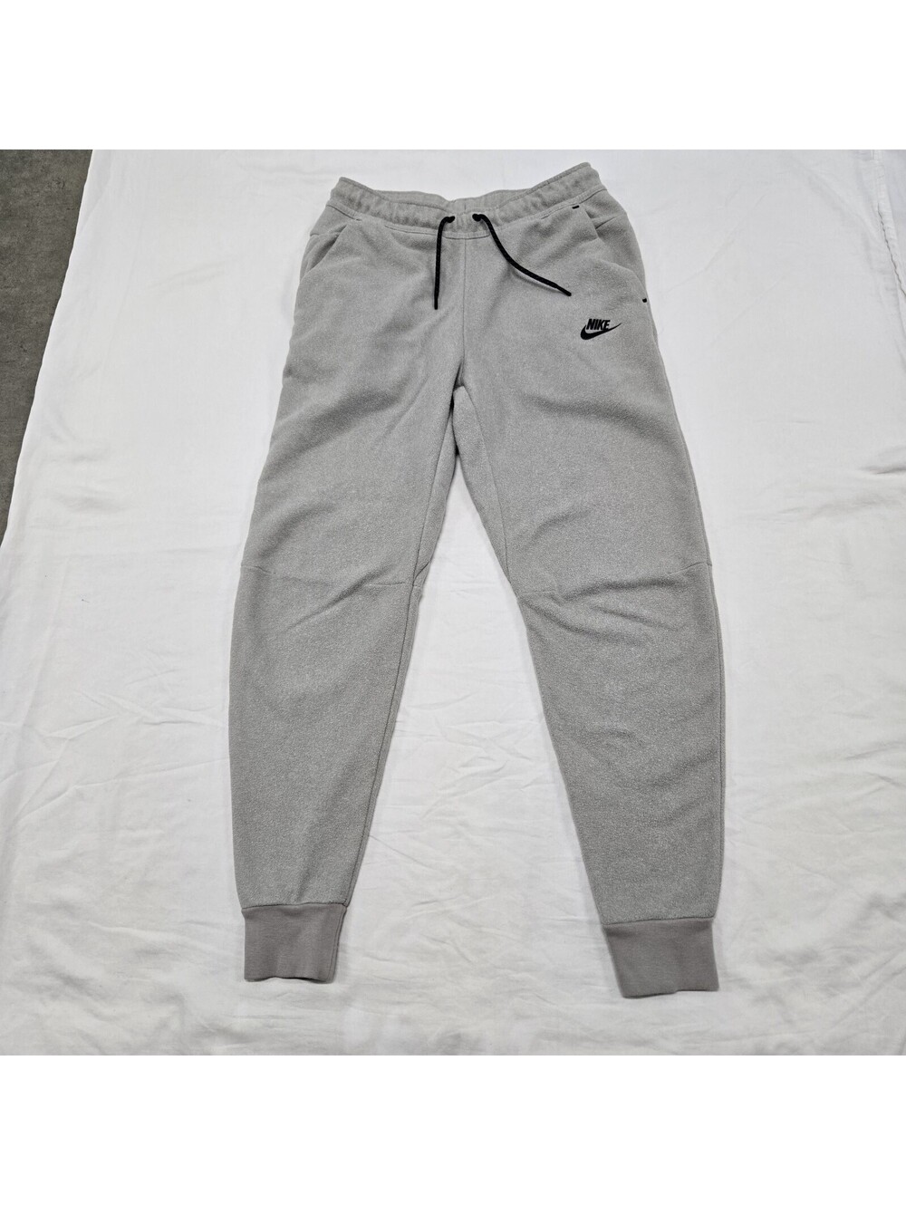 EUC Men's SMALL Nike Tech Fleece Winter Joggers Grey Logo Sweatpants DQ4808-016